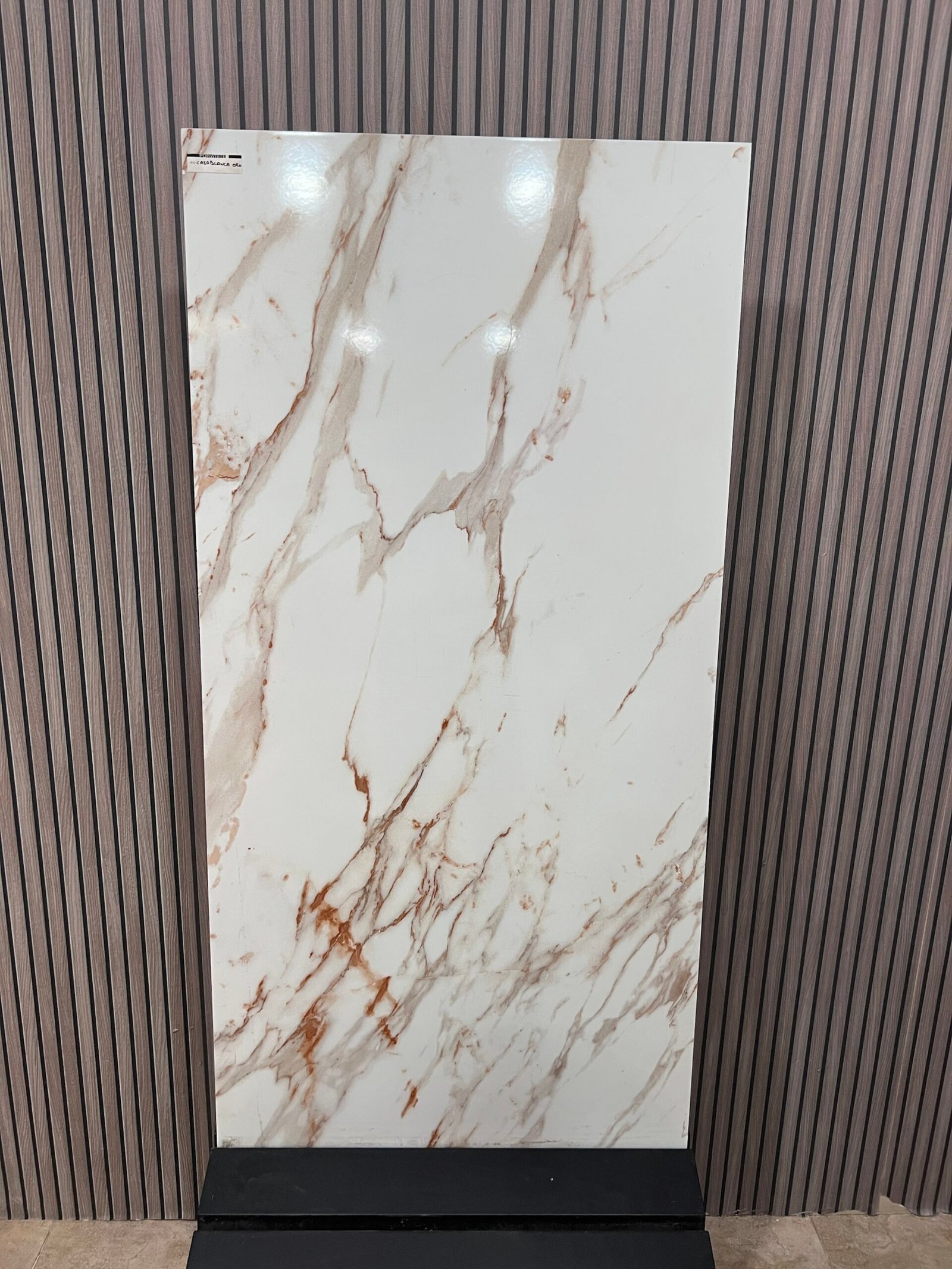 CASABLANCA ORO - PORCELÁNICO BRILLO RECTIFICADO 60X120 - Imagen 4